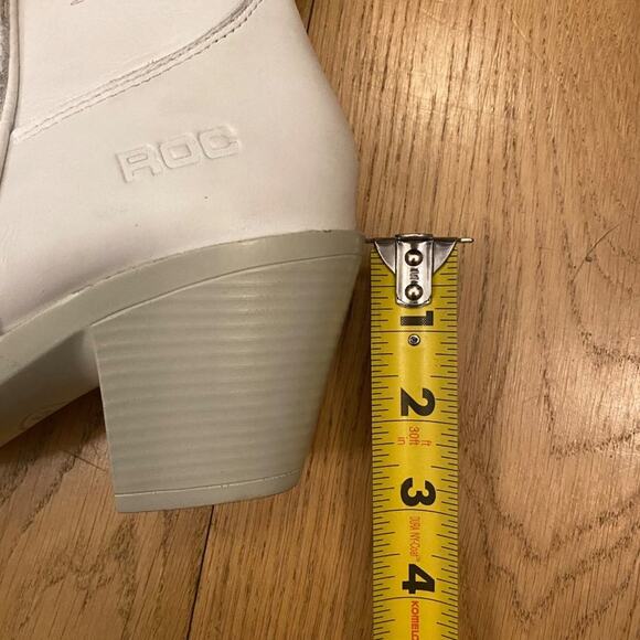 ROC Galveston High Western Boots in White Leather - Picture 4 of 11